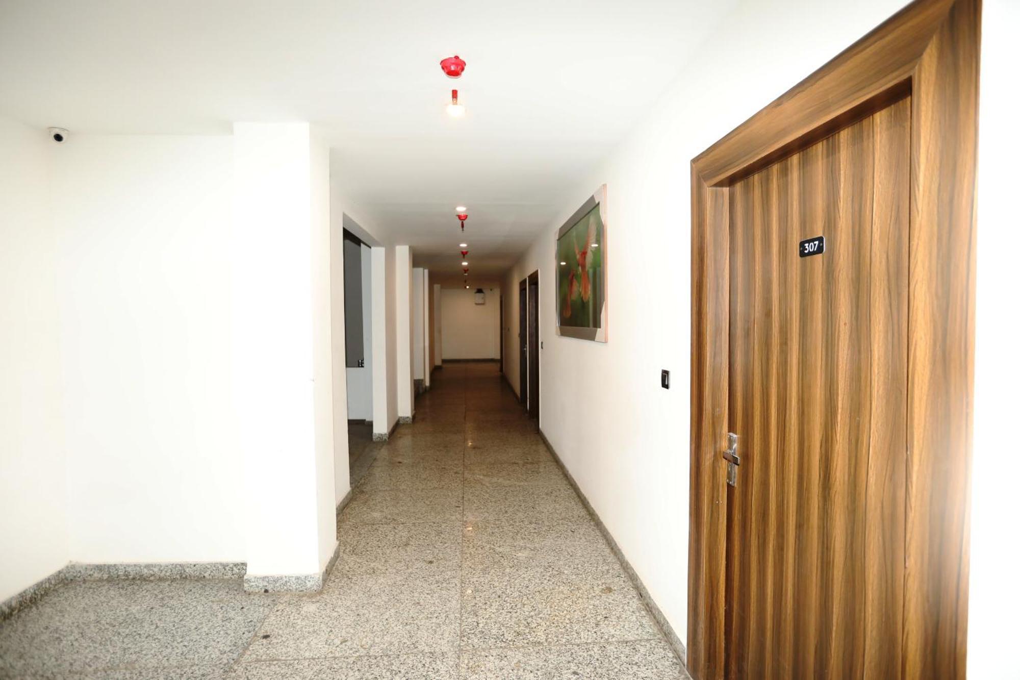 Hotel Noida Grand Sec 58 Extérieur photo