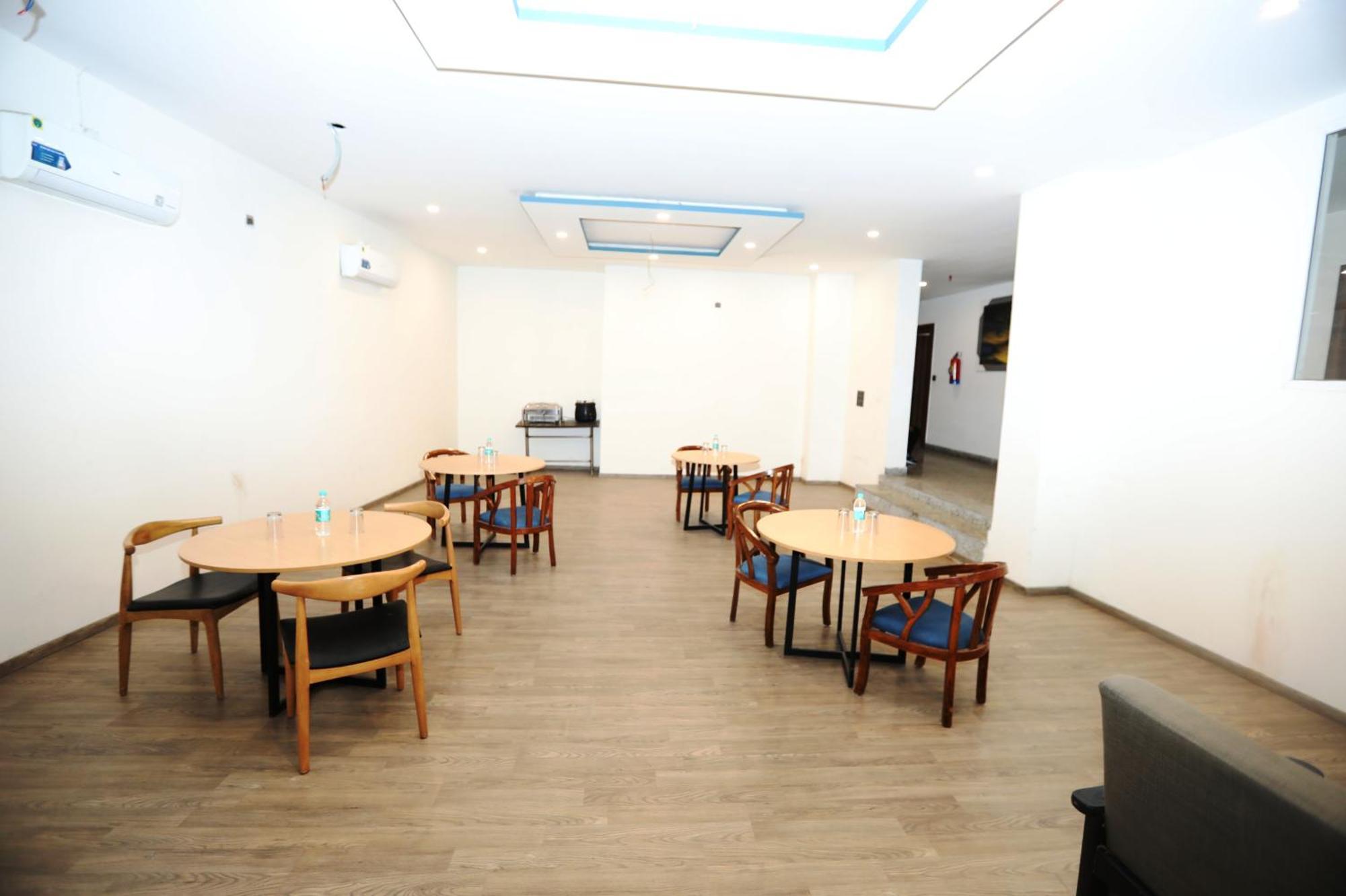Hotel Noida Grand Sec 58 Extérieur photo